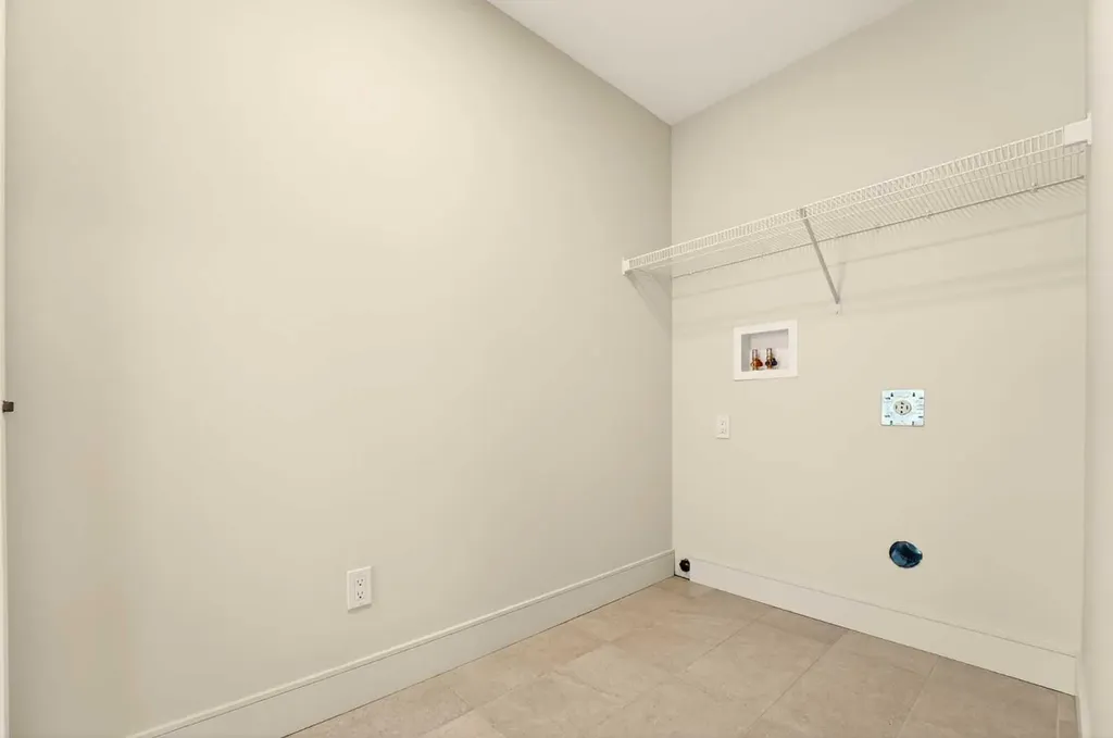 3105 44 Street S Lethbridge AB T1K 8L1