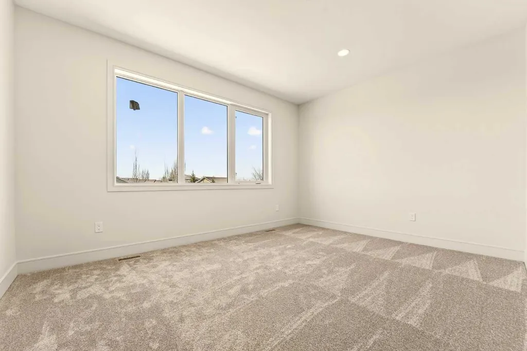 3105 44 Street S Lethbridge AB T1K 8L1