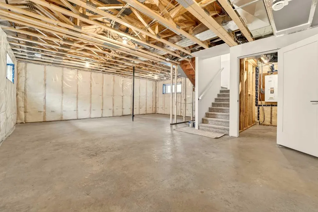 3105 44 Street S Lethbridge AB T1K 8L1