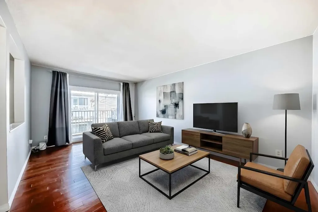 4503 75 Street NW Calgary AB T3B 2M7