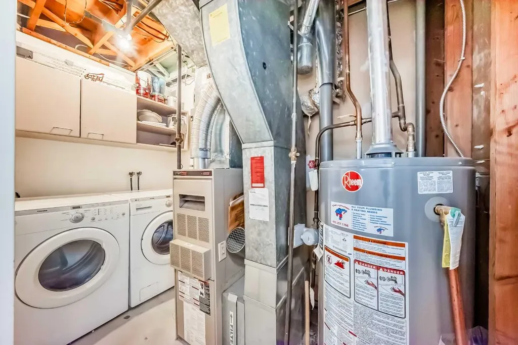 4503 75 Street NW Calgary AB T3B 2M7