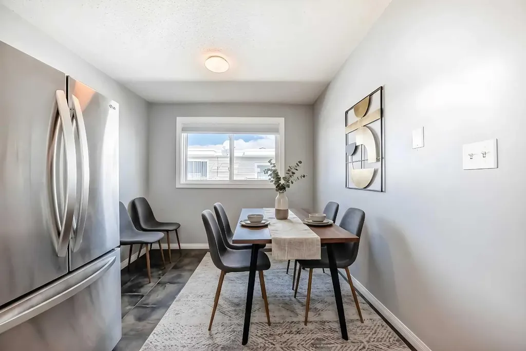 4503 75 Street NW Calgary AB T3B 2M7