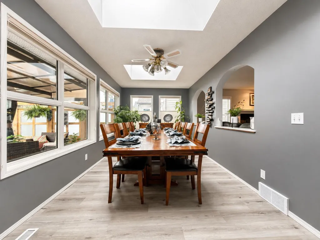 42 Inverness View SE Calgary AB T2Z 3P8