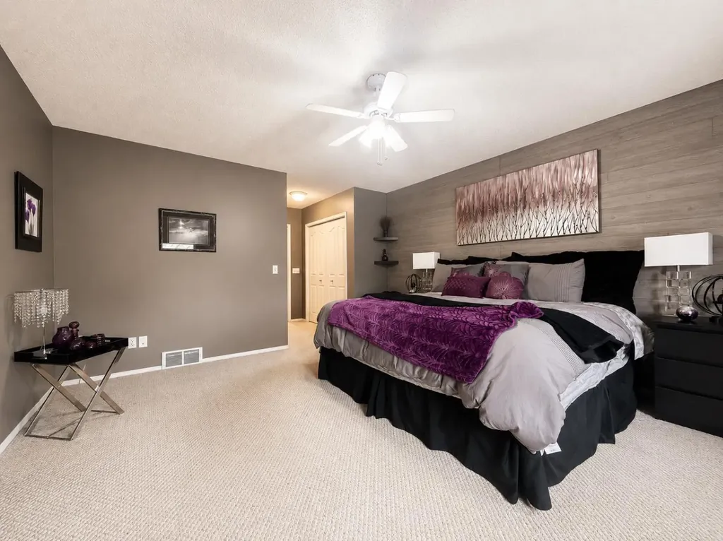 42 Inverness View SE Calgary AB T2Z 3P8