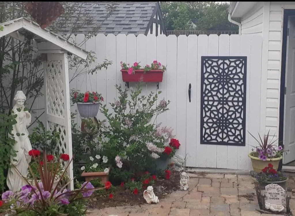 42 Inverness View SE Calgary AB T2Z 3P8