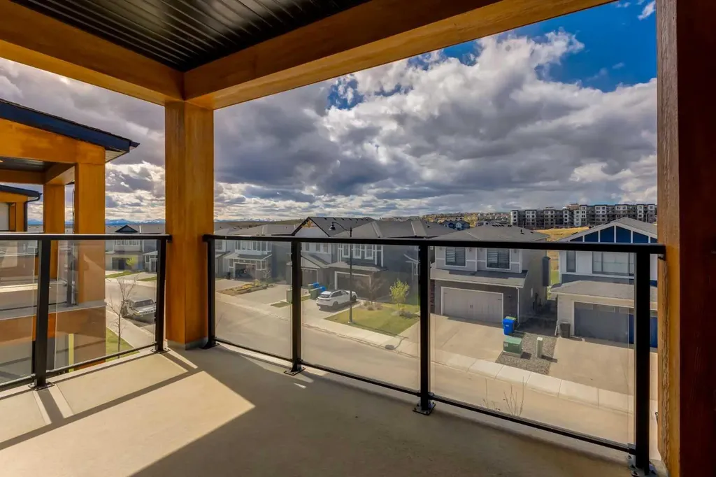 7820 Spring Willow Drive SW Calgary AB T3H 6E1