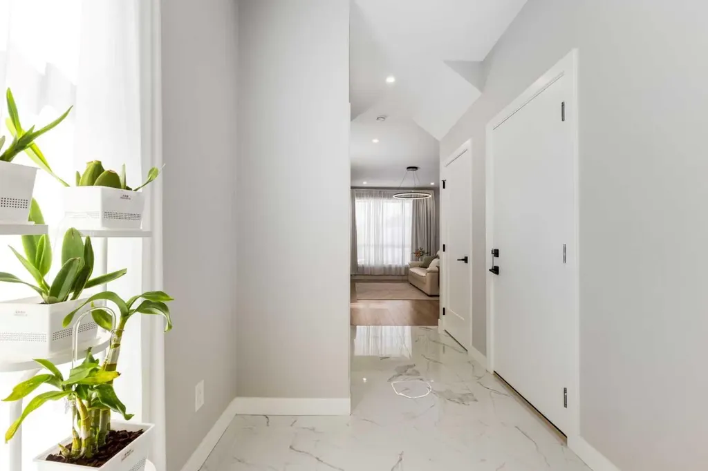 7820 Spring Willow Drive SW Calgary AB T3H 6E1