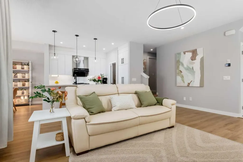 7820 Spring Willow Drive SW Calgary AB T3H 6E1