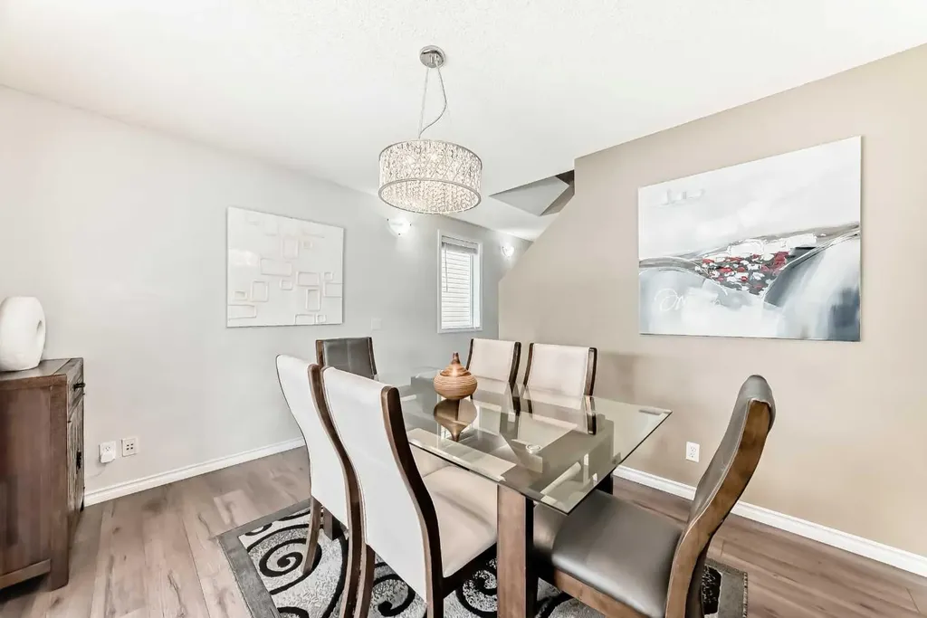 92 Covehaven Road NE Calgary AB T3K 5W6