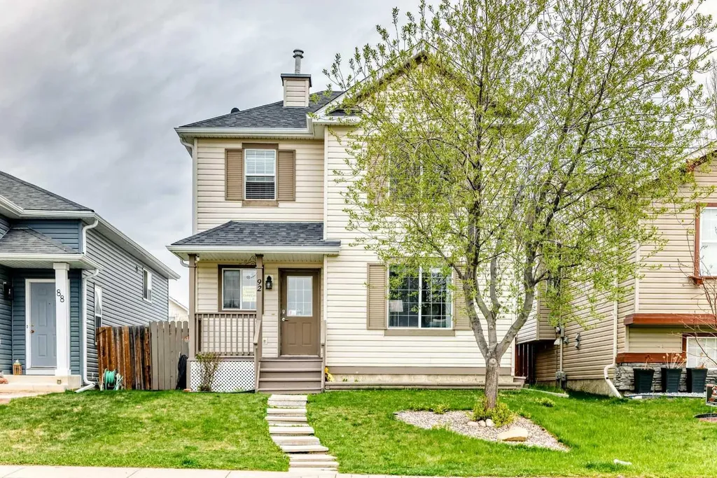 92 Covehaven Road NE Calgary AB T3K 5W6