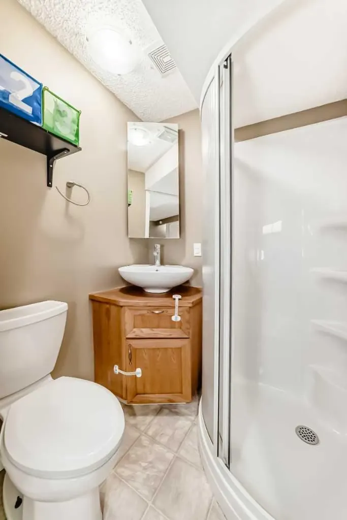 92 Covehaven Road NE Calgary AB T3K 5W6
