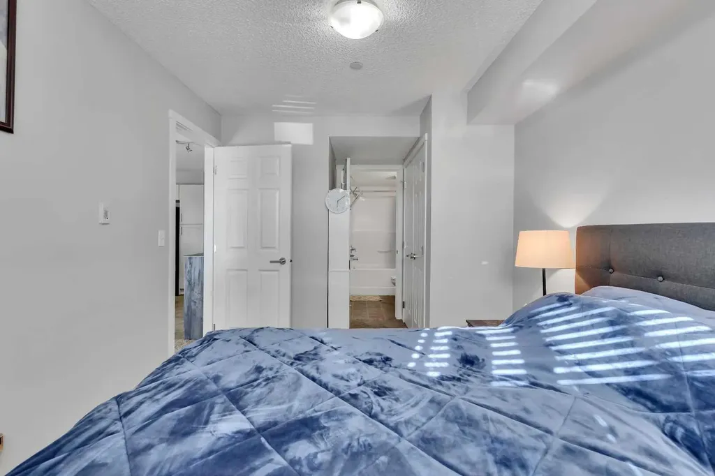 804 Copperpond Boulevard SE Calgary AB T2Z 4R2