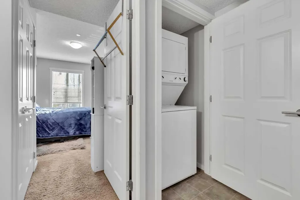 804 Copperpond Boulevard SE Calgary AB T2Z 4R2