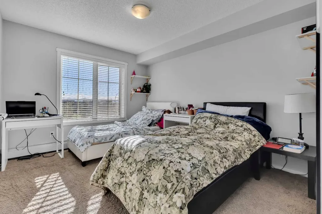 804 Copperpond Boulevard SE Calgary AB T2Z 4R2