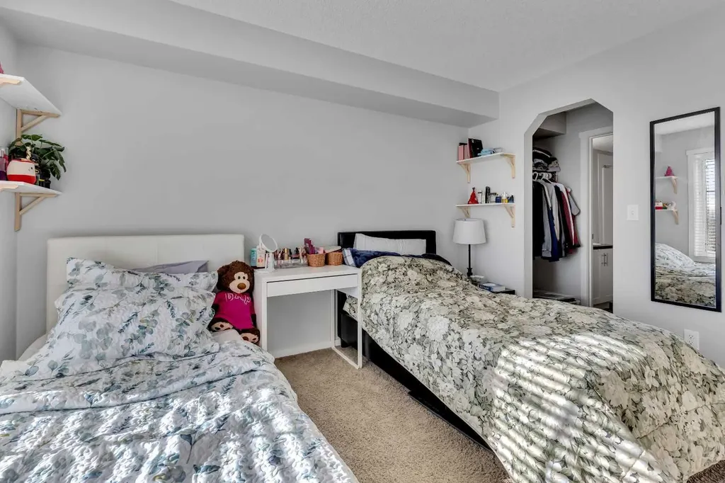 804 Copperpond Boulevard SE Calgary AB T2Z 4R2
