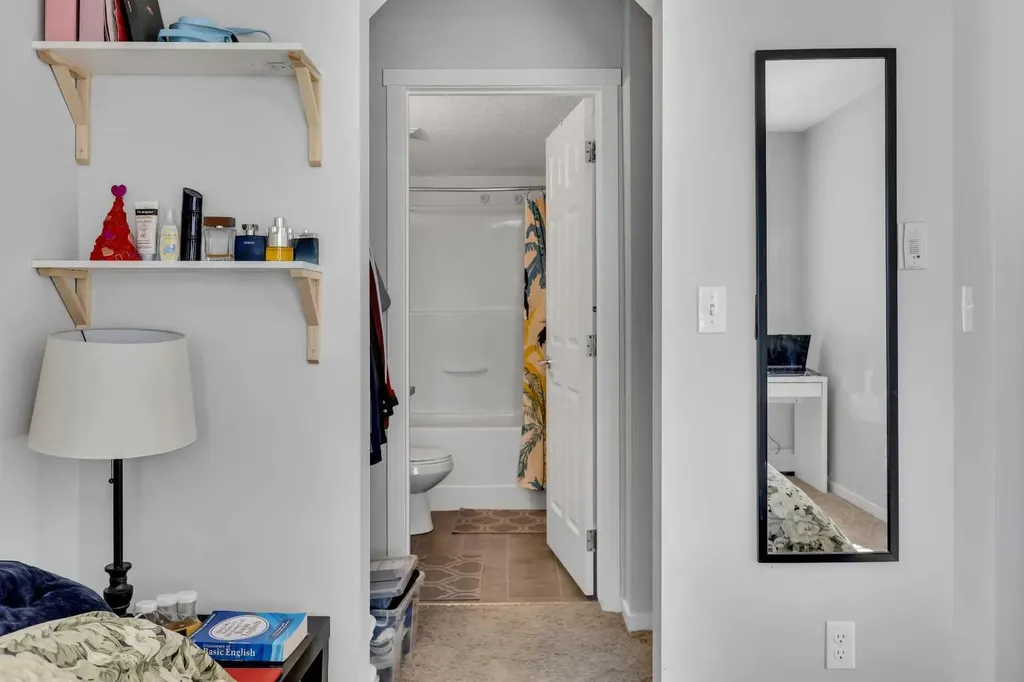 804 Copperpond Boulevard SE Calgary AB T2Z 4R2