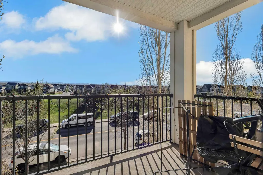 804 Copperpond Boulevard SE Calgary AB T2Z 4R2