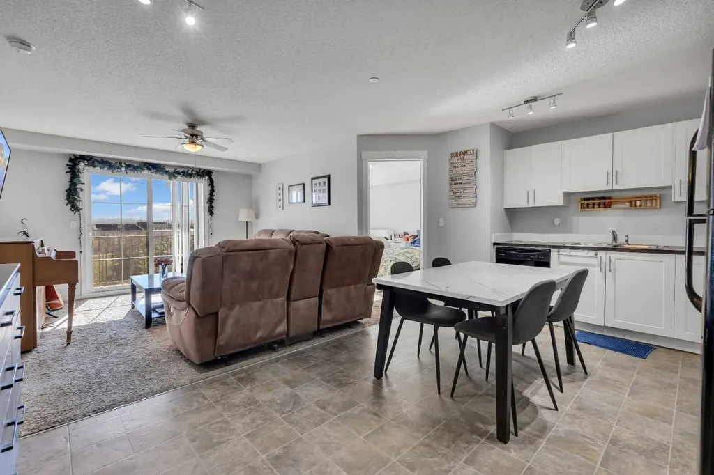 804 Copperpond Boulevard SE Calgary AB T2Z 4R2