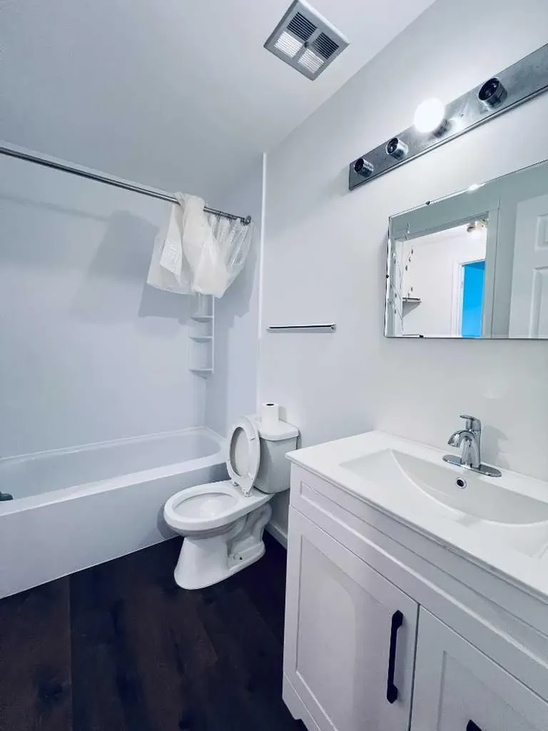 550 Westwood Drive SW Calgary AB T3E 3V6