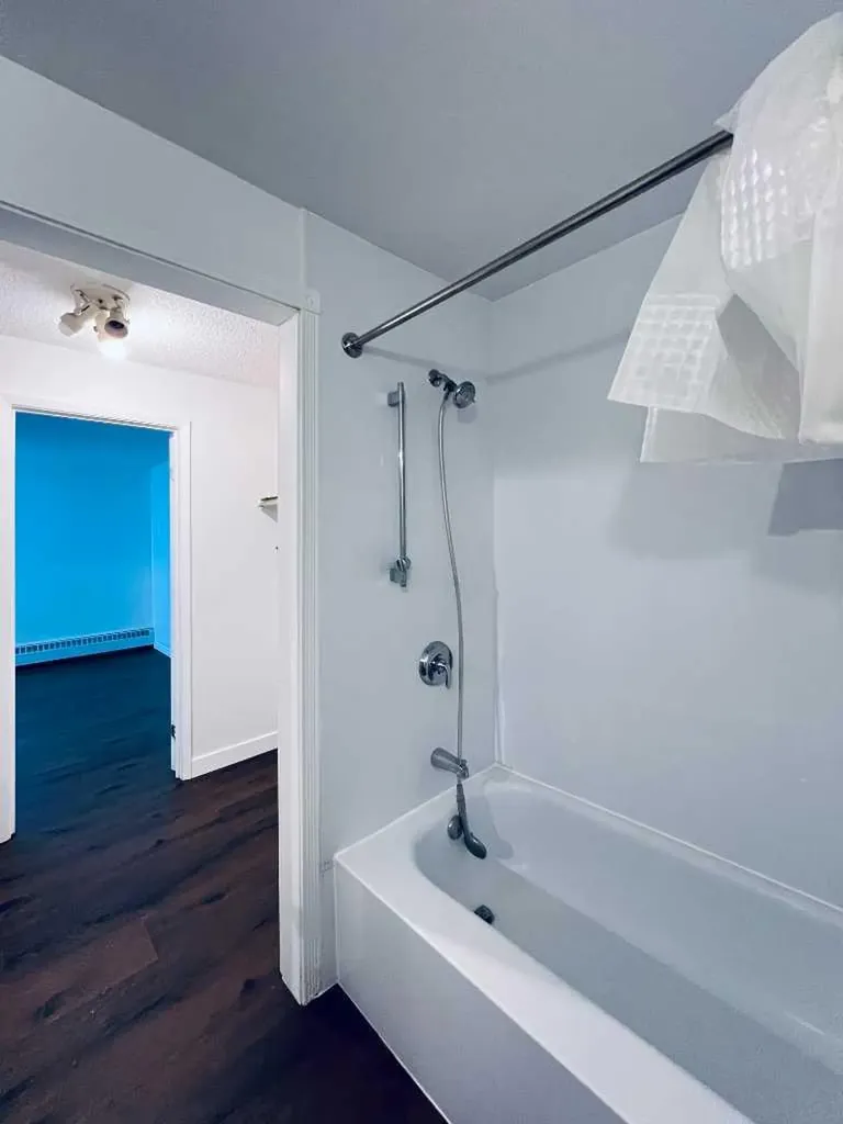 550 Westwood Drive SW Calgary AB T3E 3V6