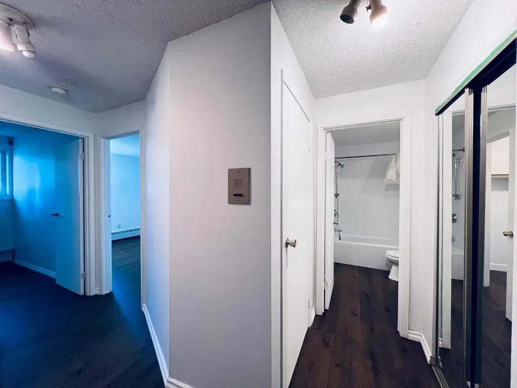 550 Westwood Drive SW Calgary AB T3E 3V6