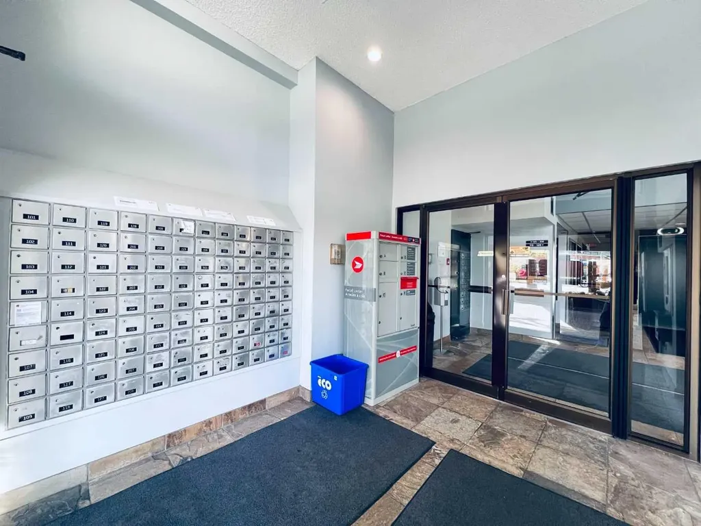 550 Westwood Drive SW Calgary AB T3E 3V6