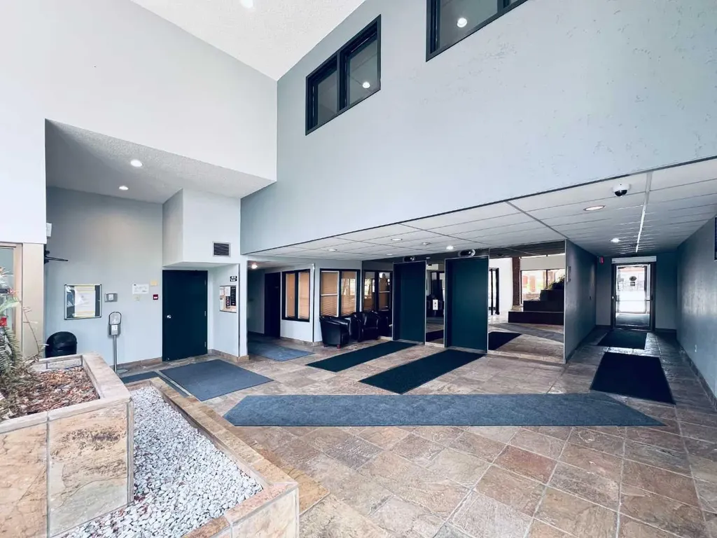 550 Westwood Drive SW Calgary AB T3E 3V6