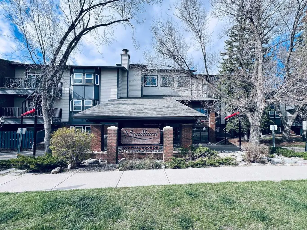 550 Westwood Drive SW Calgary AB T3E 3V6