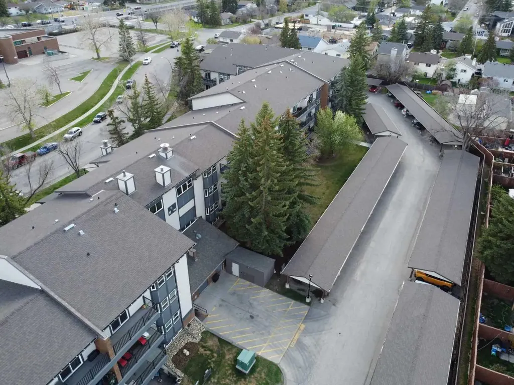 550 Westwood Drive SW Calgary AB T3E 3V6