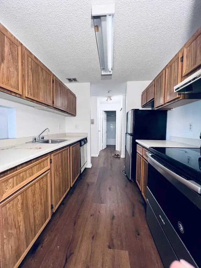 550 Westwood Drive SW Calgary AB T3E 3V6