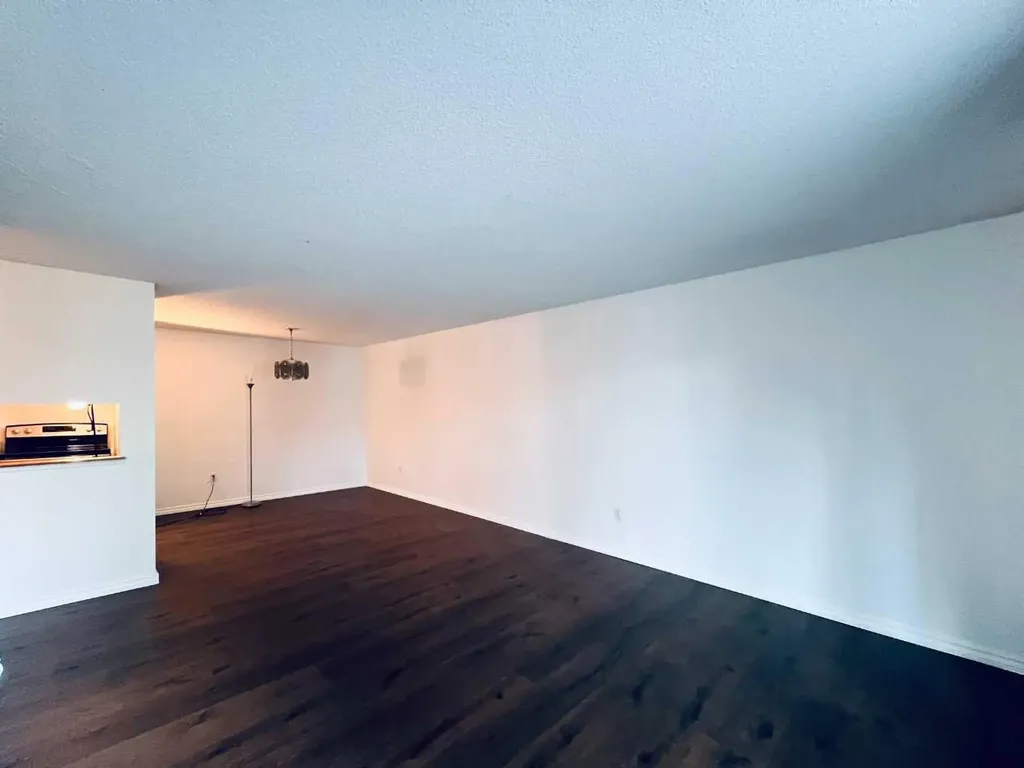 550 Westwood Drive SW Calgary AB T3E 3V6