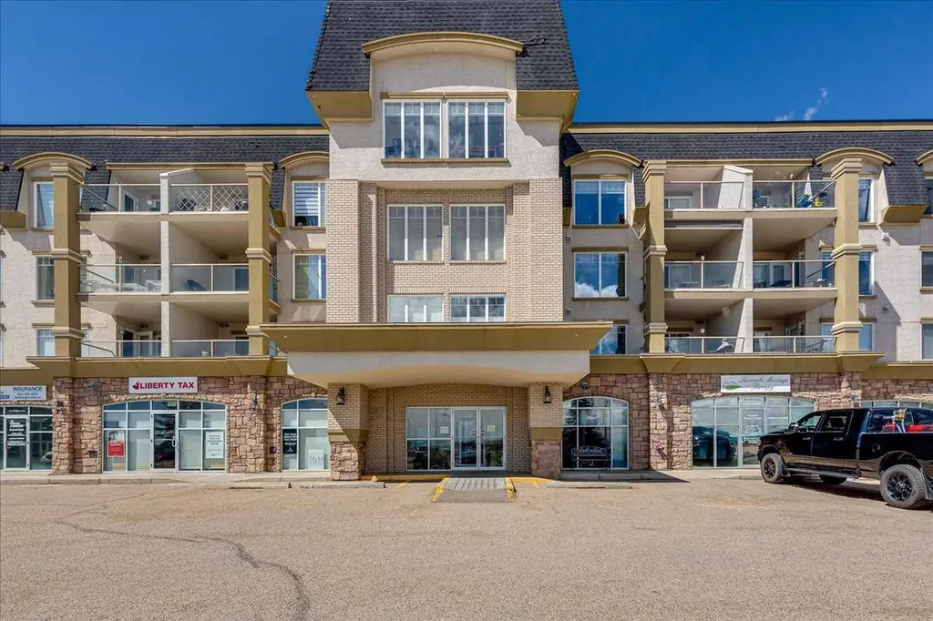 4425 Heritage Way Lacombe AB T4L 2P4