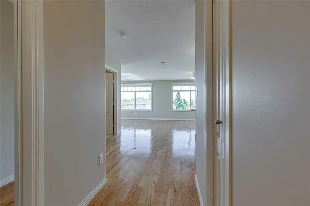 4425 Heritage Way Lacombe AB T4L 2P4