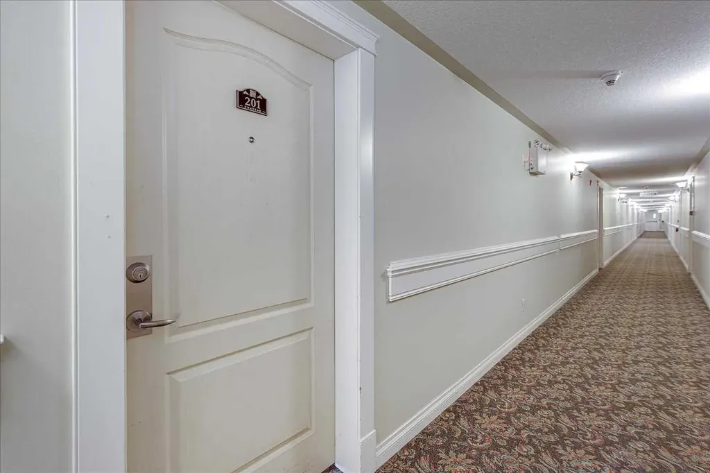 4425 Heritage Way Lacombe AB T4L 2P4