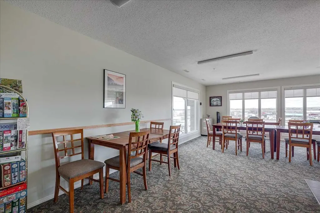 4425 Heritage Way Lacombe AB T4L 2P4