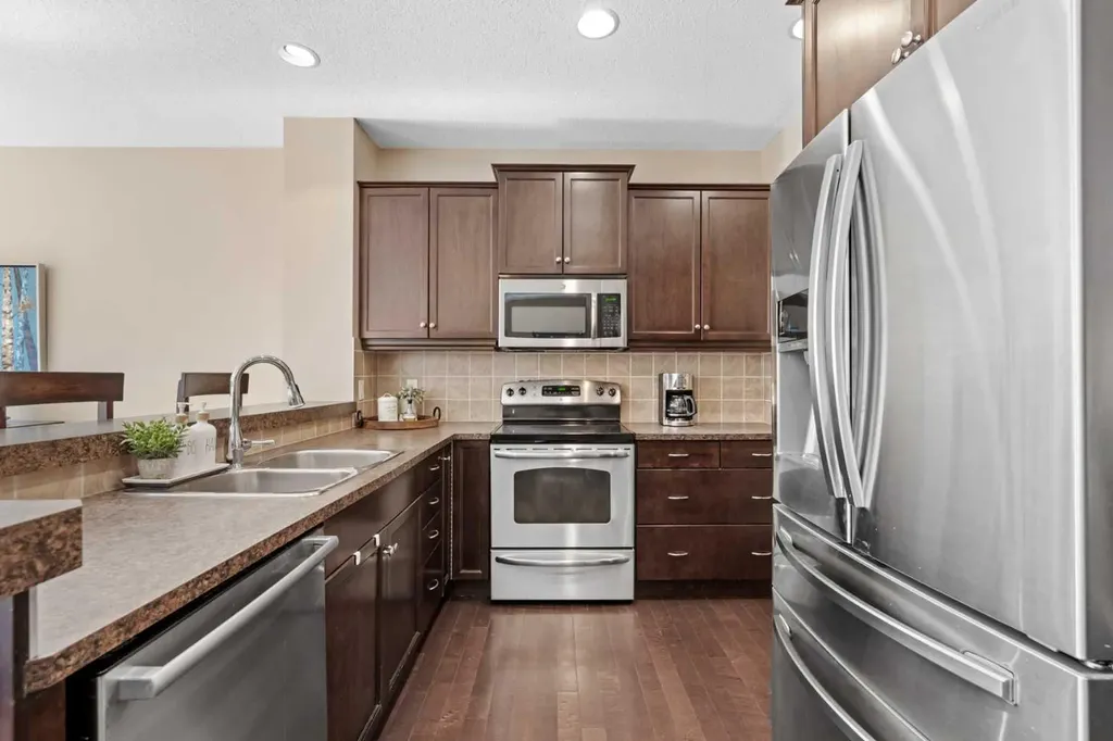 58 Auburn Glen Circle SE Calgary AB T3M 0K8