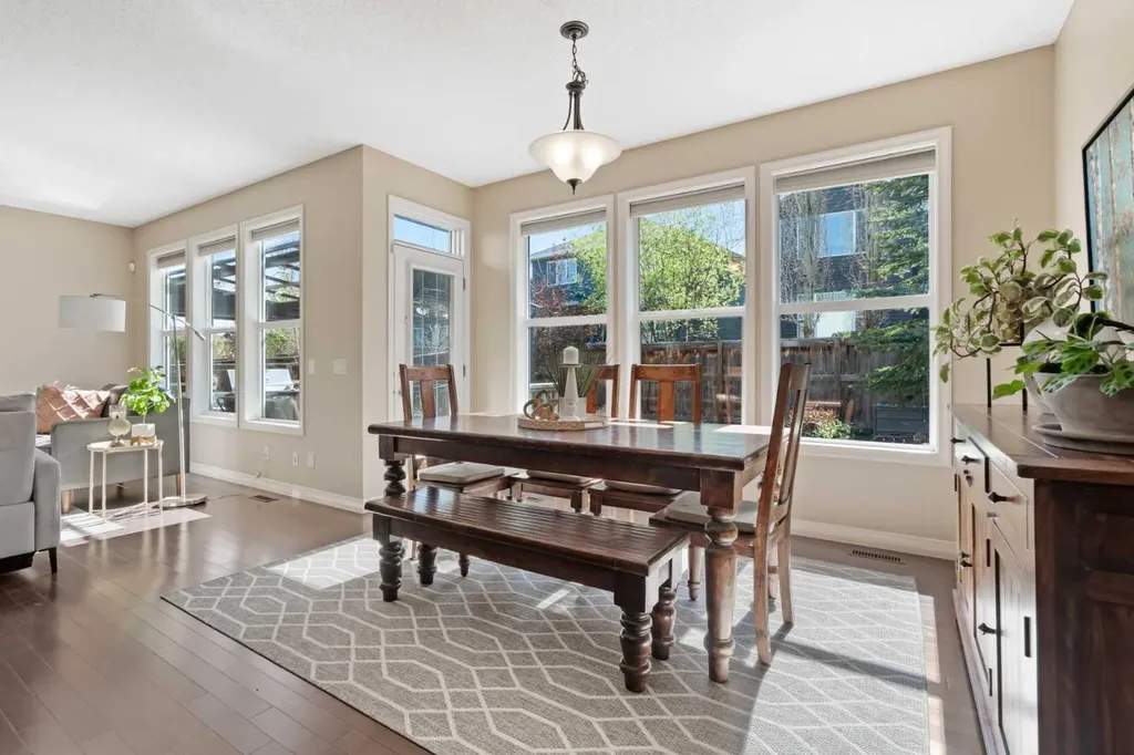 58 Auburn Glen Circle SE Calgary AB T3M 0K8