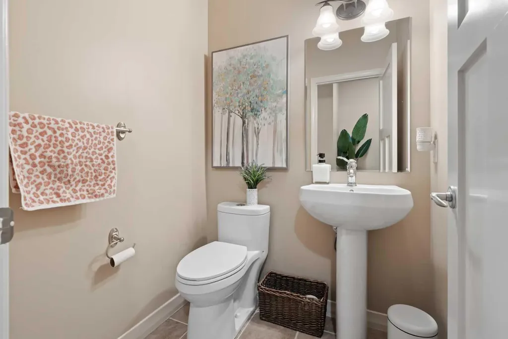 58 Auburn Glen Circle SE Calgary AB T3M 0K8