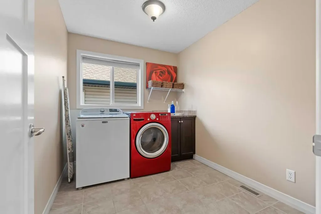 58 Auburn Glen Circle SE Calgary AB T3M 0K8