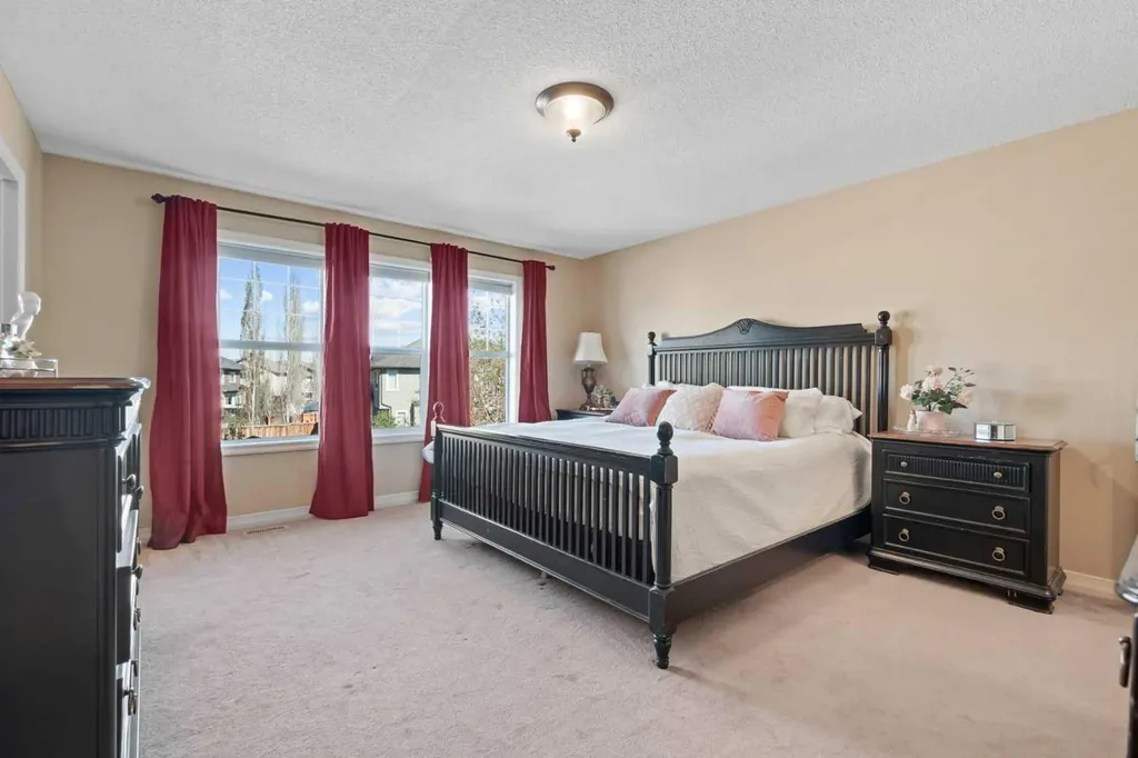 58 Auburn Glen Circle SE Calgary AB T3M 0K8