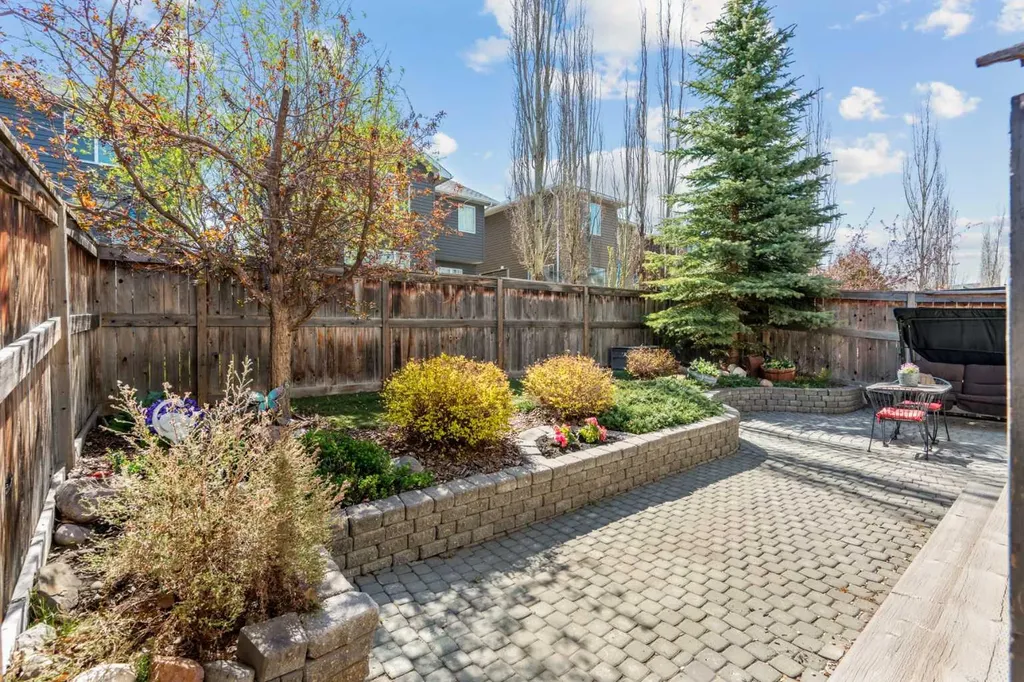 58 Auburn Glen Circle SE Calgary AB T3M 0K8