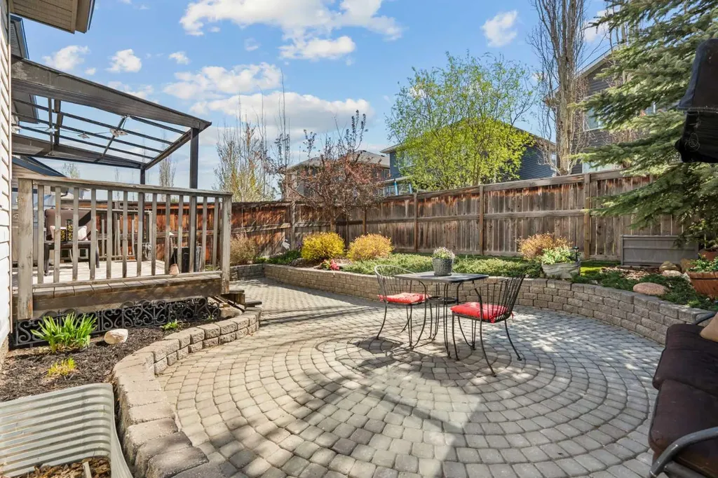 58 Auburn Glen Circle SE Calgary AB T3M 0K8