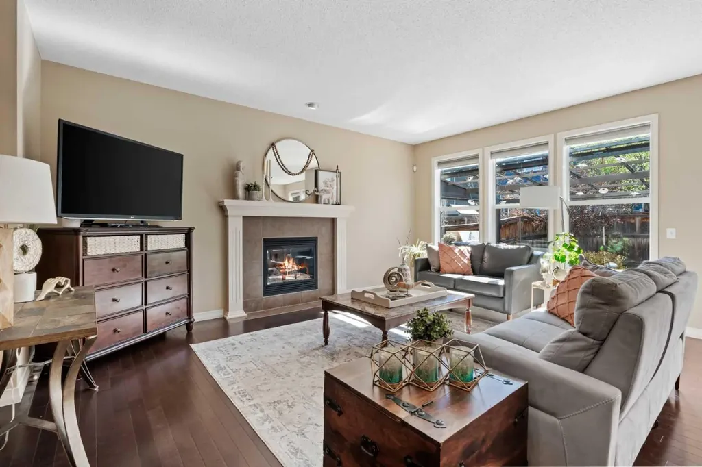 58 Auburn Glen Circle SE Calgary AB T3M 0K8