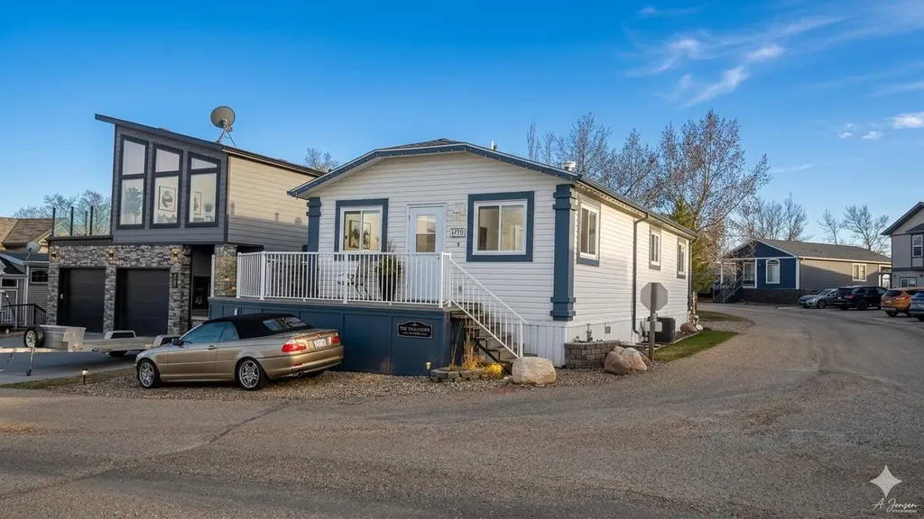 25054 Pine Lake Road S Rural Red Deer County AB T0M1R0