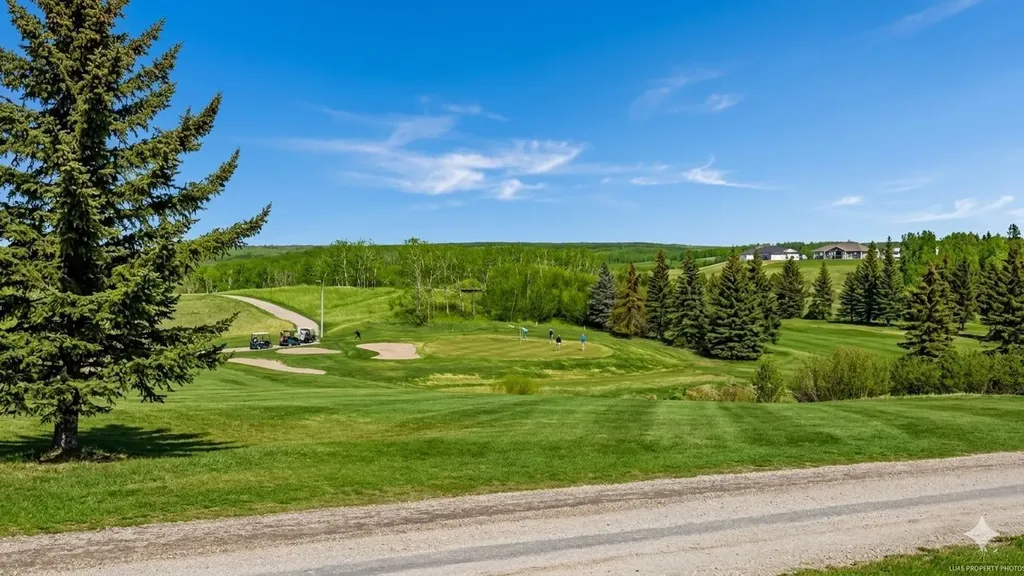 25054 Pine Lake Road S Rural Red Deer County AB T0M1R0