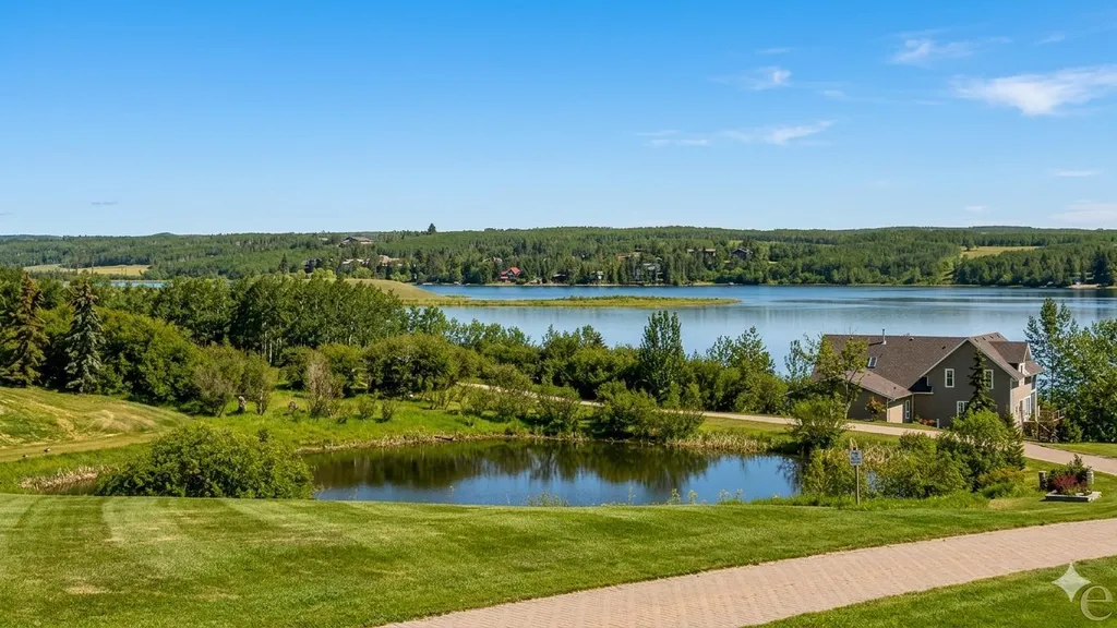 25054 Pine Lake Road S Rural Red Deer County AB T0M1R0