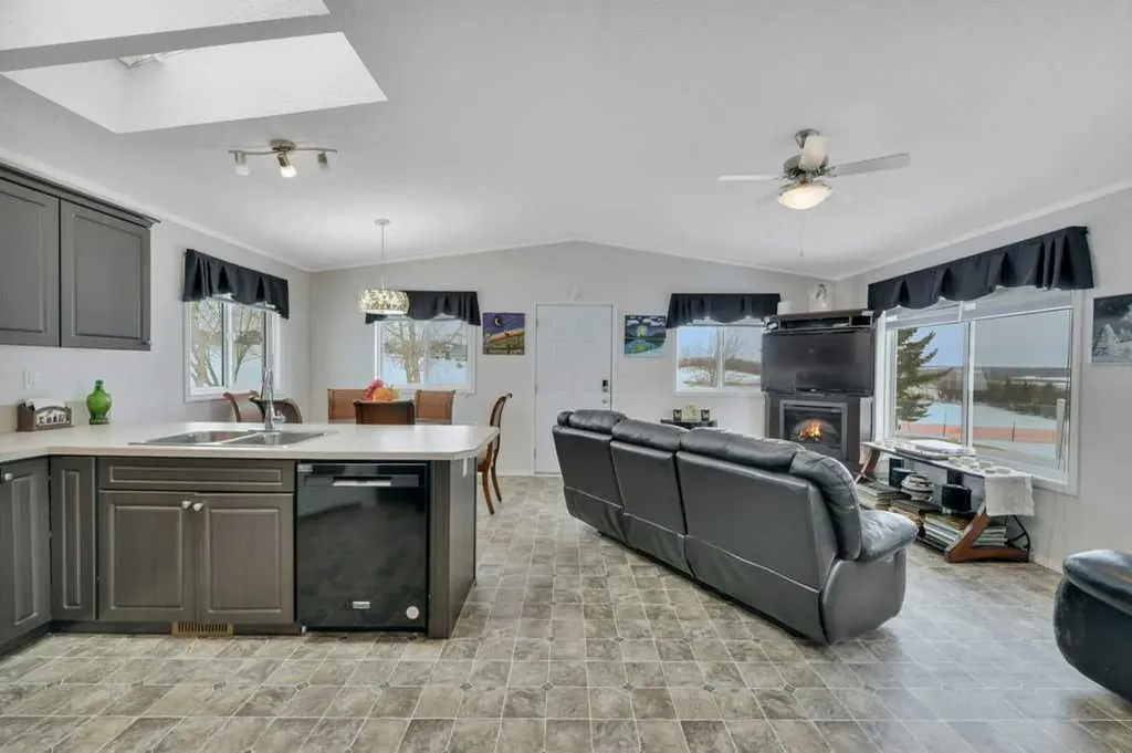25054 Pine Lake Road S Rural Red Deer County AB T0M1R0