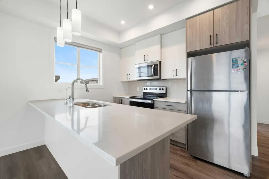 122 Spring Creek Common SW Calgary AB T3H 6E2