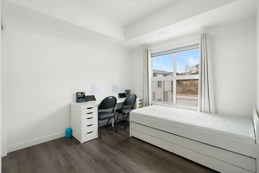 122 Spring Creek Common SW Calgary AB T3H 6E2