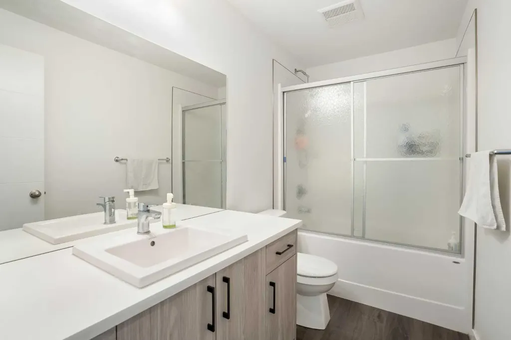 122 Spring Creek Common SW Calgary AB T3H 6E2